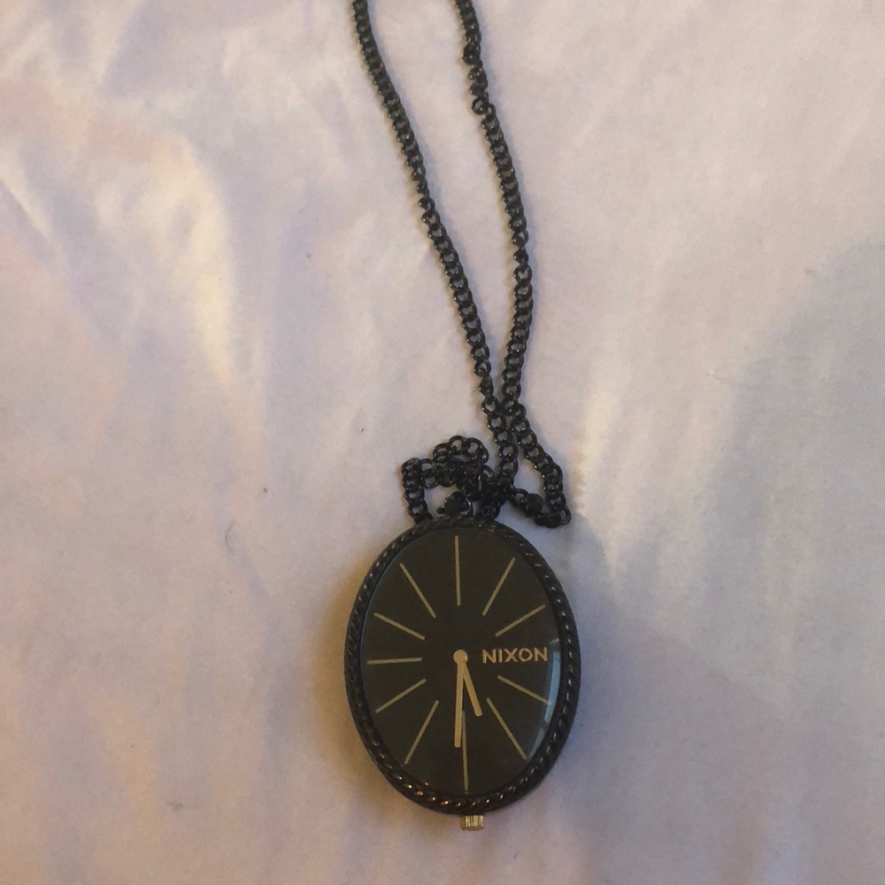 Nixon Gem Pendant black